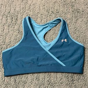 Under Armour Sports Bra size Large